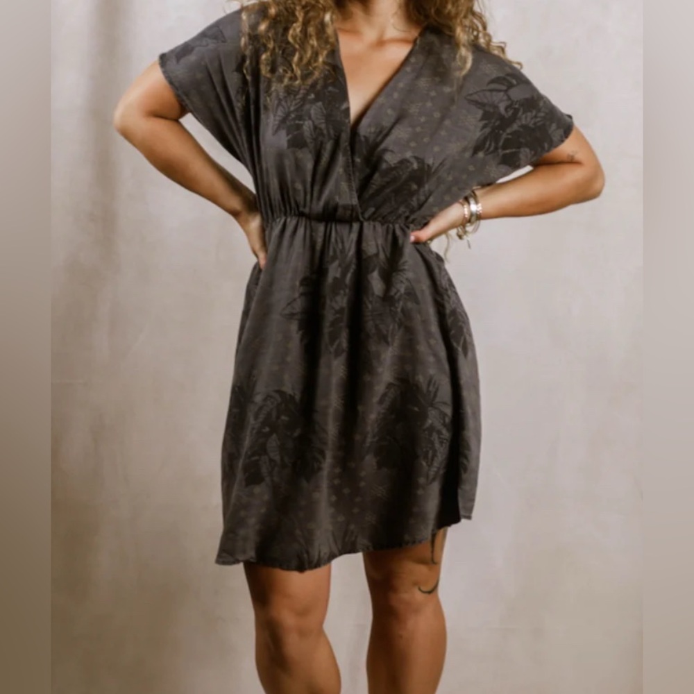 Tanoa Hawai’i  Dress